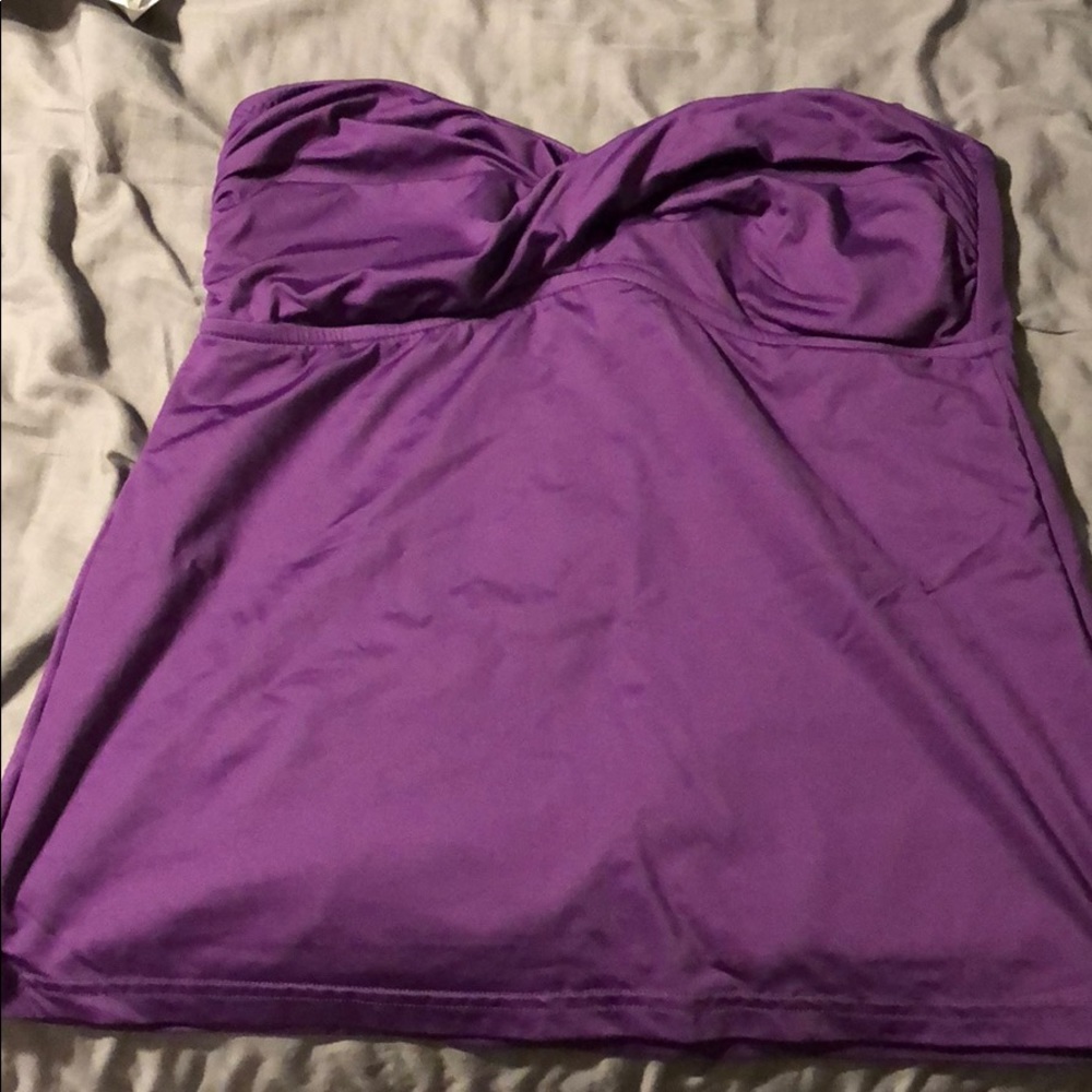 Strapless swim top